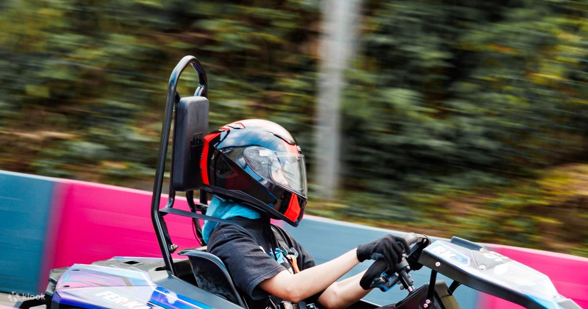 ゲンティンハイランド スーパーブロスカート体験 – ゴーカートを楽し